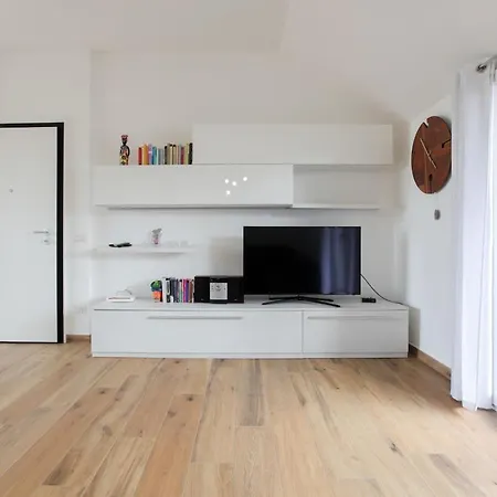 Luminoso Con Terrazzo Apartment *