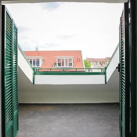 Luminoso Con Terrazzo Apartment