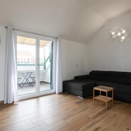 Luminoso Con Terrazzo Apartment