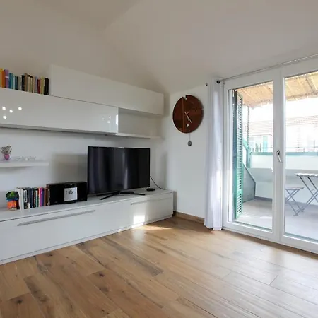 Apartment Luminoso Con Terrazzo Milan